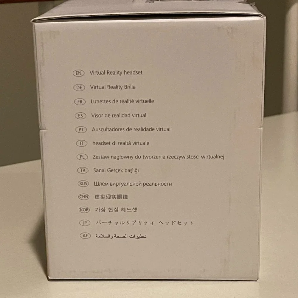 ZEISS VR One Plus Virtual Reality Headset - Like New